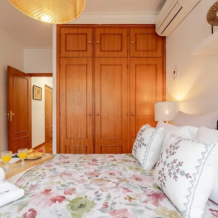 Host Wise - Rustic Bright Flat - Centre Porto