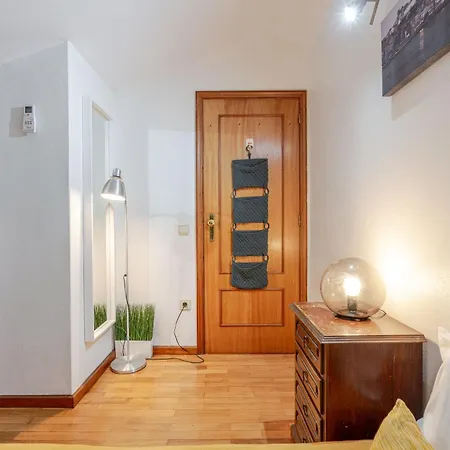 아파트 Host Wise - Rustic Bright Flat - Centre 포르투