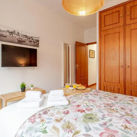 Host Wise - Rustic Bright Flat - Centre Apartmán Porto