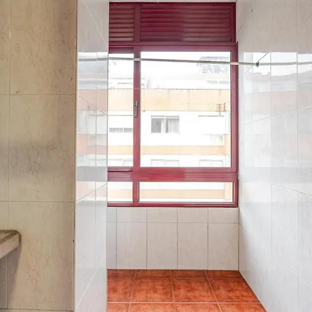 Host Wise - Rustic Bright Flat - Centre Apartmán